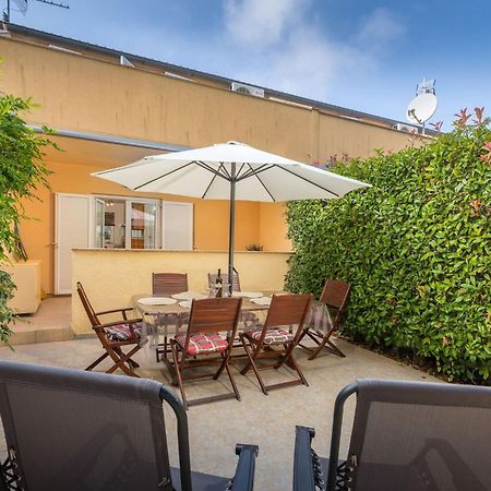 Apartment Buneta With Relaxing Outdoor Area Ližnjan Eksteriør billede